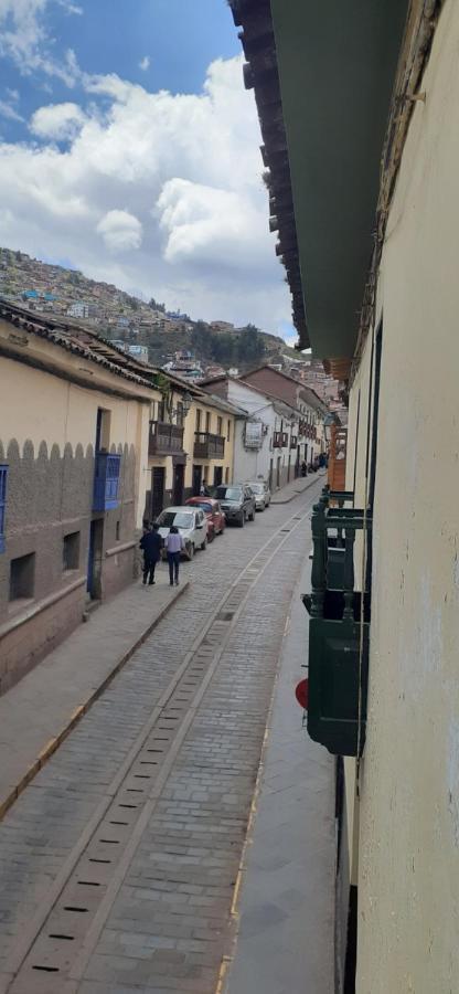 The Grasshopper Av Alta Cusco